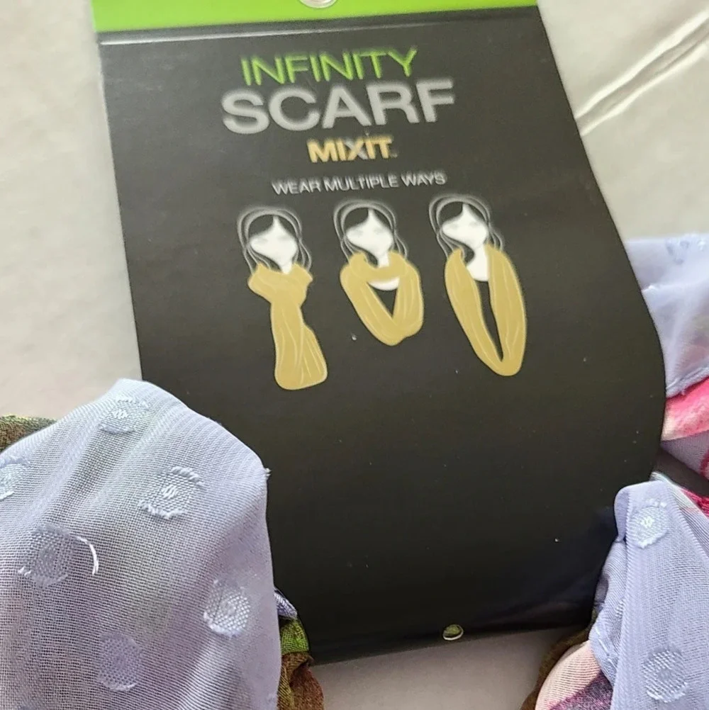 NWT Mixit infinity scarf polyester